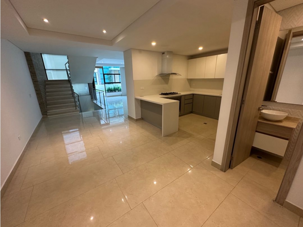 CASA DE CONJUNTO EN VILLA CAMPESTRE EN VENTA