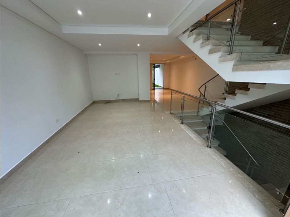 CASA DE CONJUNTO EN VILLA CAMPESTRE EN VENTA — foto 2