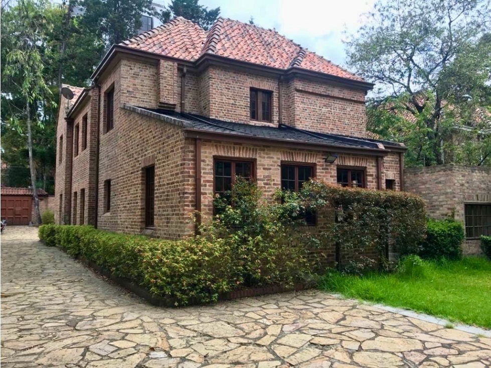 UNA DE LAS CASAS MÁS LINDAS DE CONSERVACIÓN EN BOGOTÁ ~ EL NOGAL — foto 2