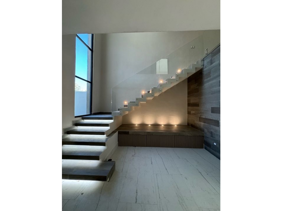 Casa nueva en renta de cuatro recámaras al Norte — foto 3