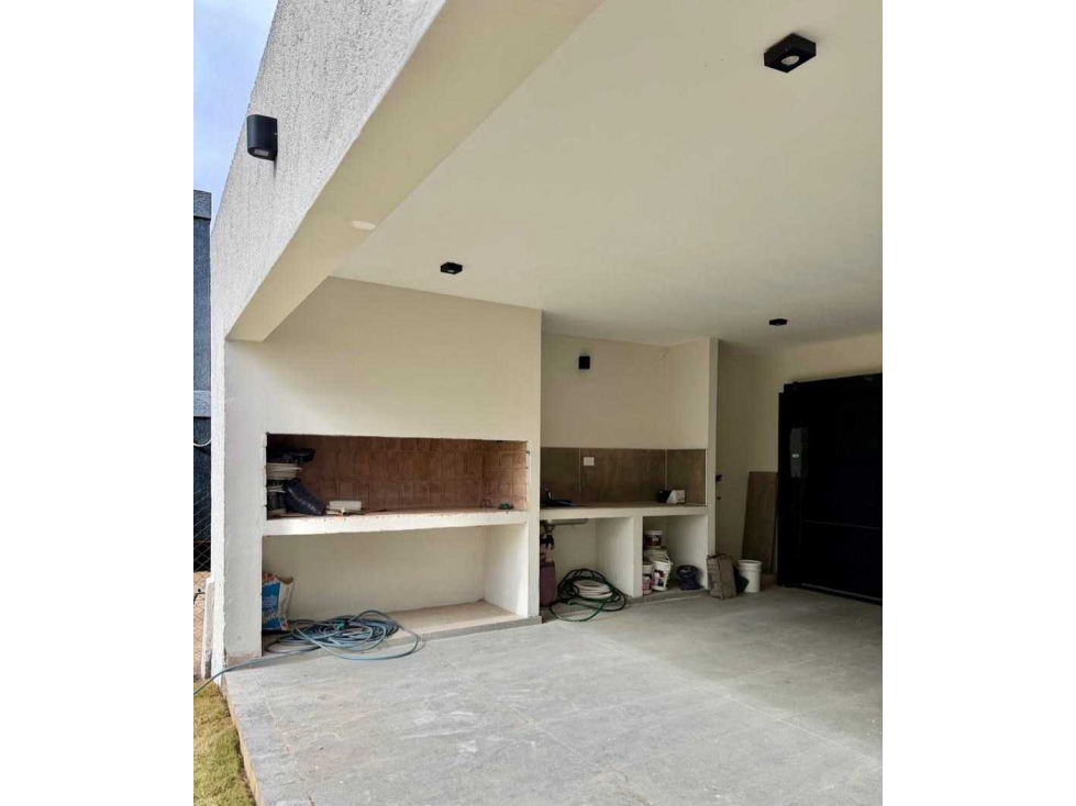 CASA DE DISEÑO 3 DORMITORIOS EN VENTA EN TEJAS 4 MALAGUEÑO A ESTRENAR - 4