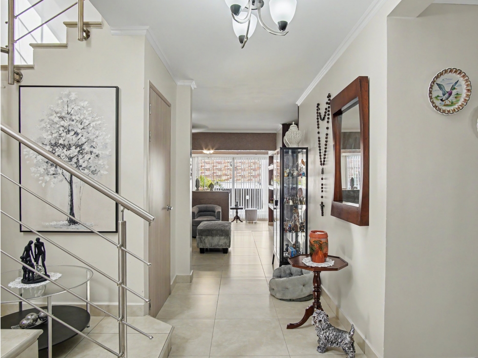Venta de Casa con Patio en Versalles, PH Reservas — foto 5