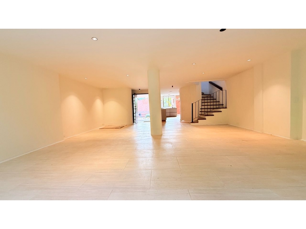 Casa de dos niveles en Unidad Completa en Envigado, — foto 6