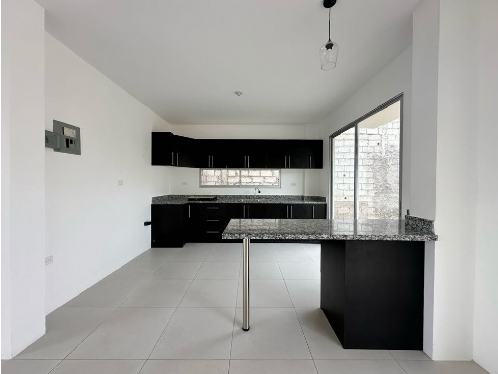 CASA EN ALQUILER A ESTRENAR EN URBANIZACIÓN MANTA 2000, SUR DE MANTA - 5