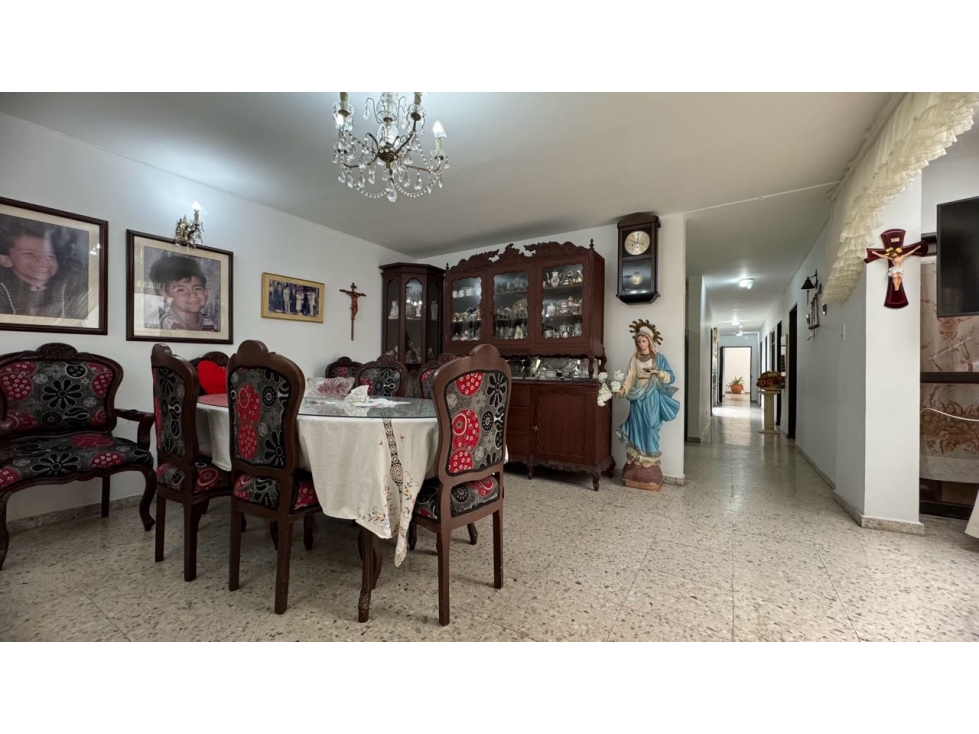 Casa de dos pisos con apartamentos en venta Barrio El Recreo Palmira - 2
