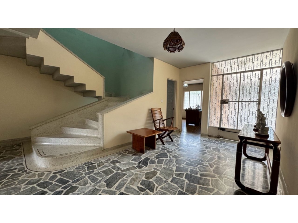 Casa de dos pisos en alquiler - Barrio Parque Lineal Palmira Valle - 4