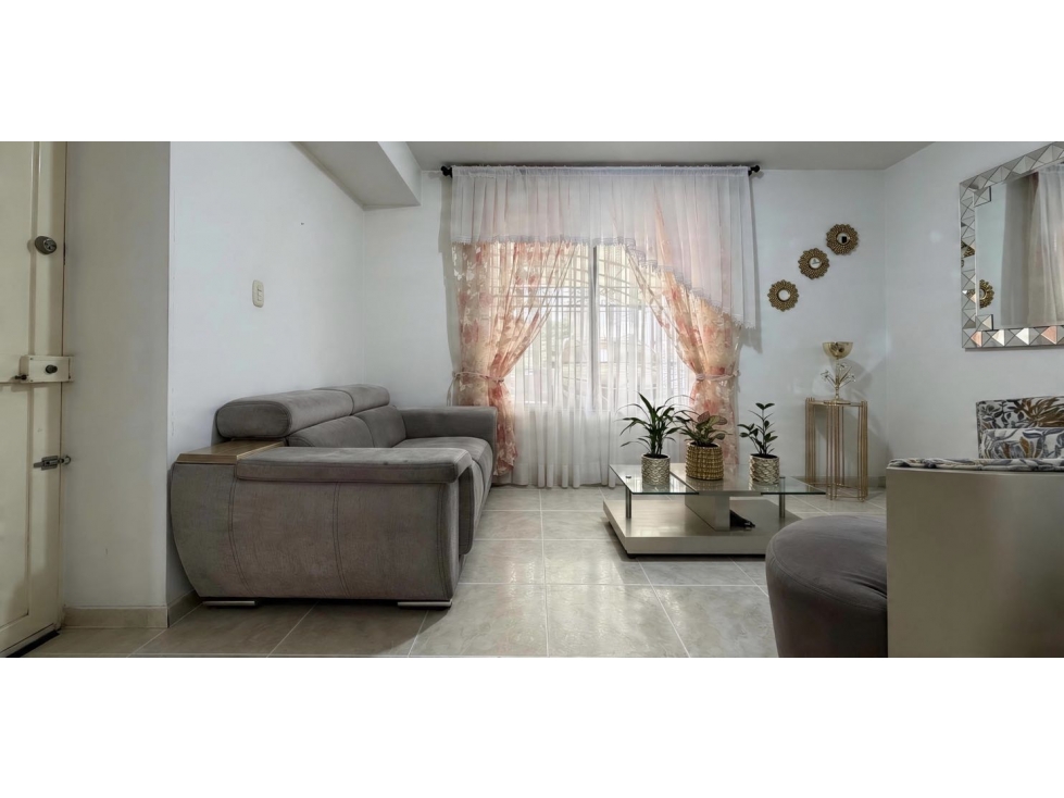 Casa de dos pisos en venta | Altamira - Palmira — foto 2