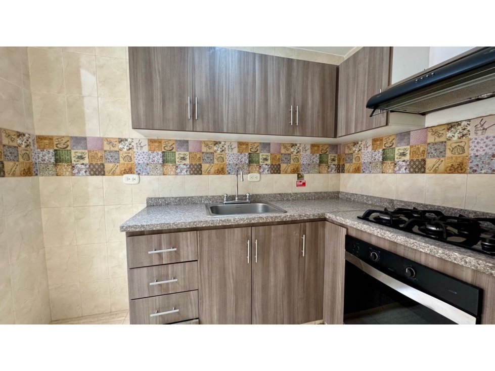 Casa de dos pisos en venta - Barrio Paraíso de La Italia Palmira Valle — foto 6
