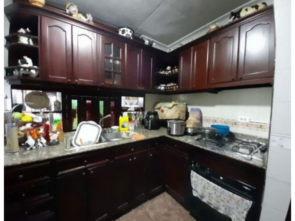 Casa de dos pisos en venta Barrio Las Mercedes Palmira Valle Colombia — foto 5