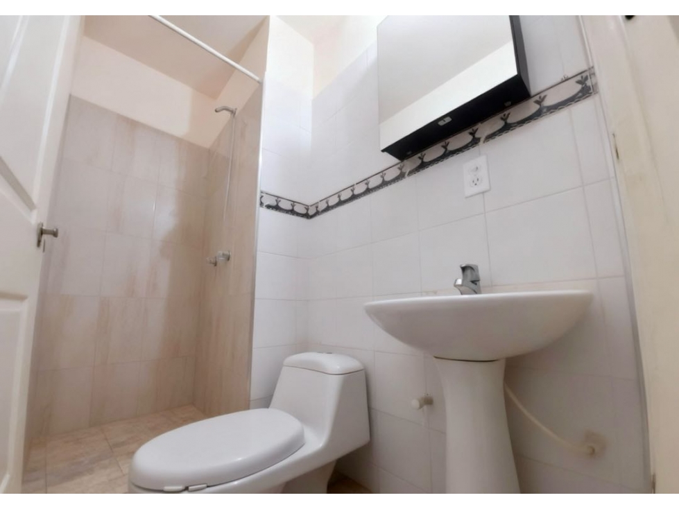 Casa de dos pisos en venta - Barrio Santa Ana Palmira Valle del Cauca — foto 4