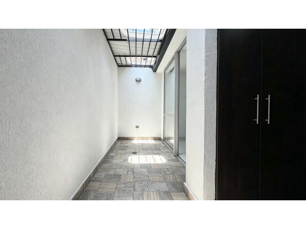 Casa de dos pisos en venta | Barrio La Italia - Palmira - 5