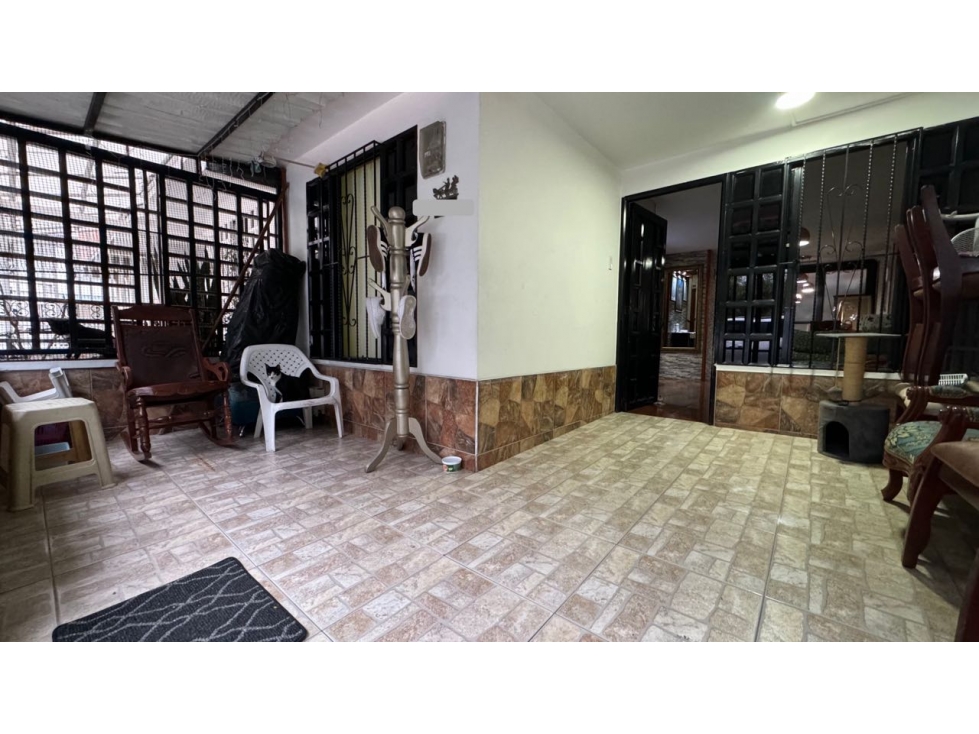 Casa de dos pisos en venta Barrio Plaza Campestre Palmira Valle — foto 2