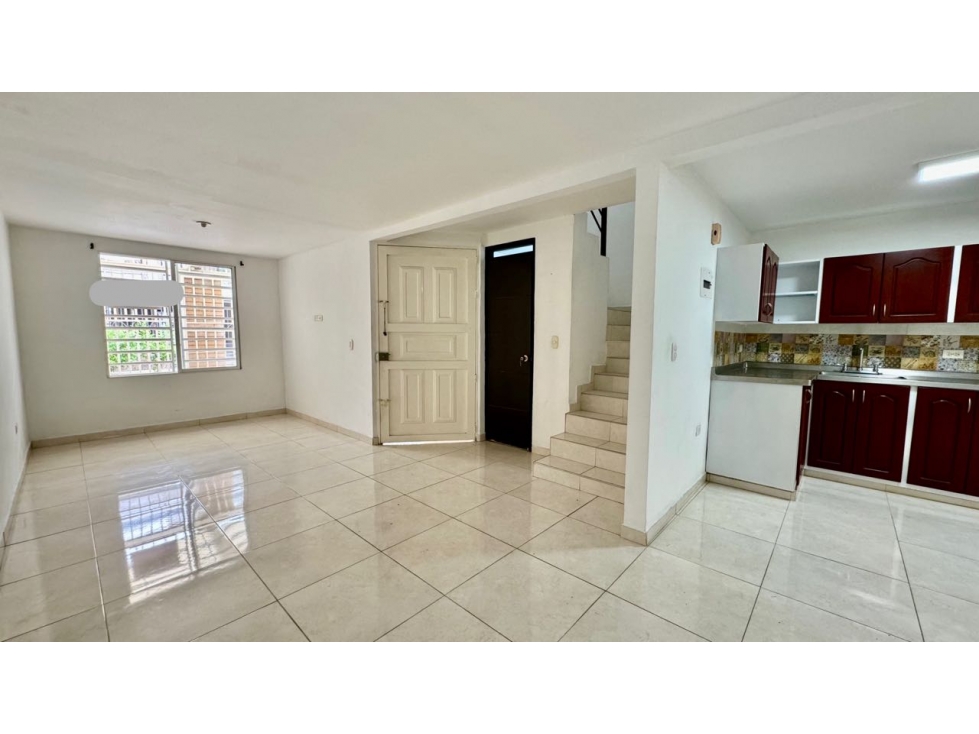 Casa de dos pisos en venta Barrio Las Américas Palmira Valle Colombia — foto 2