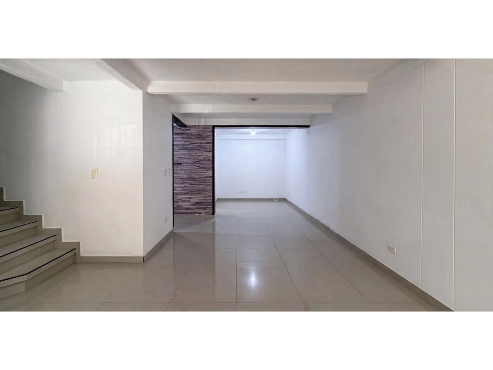 Casa de dos pisos en venta | Bosques de Morelia - Palmira — foto 2