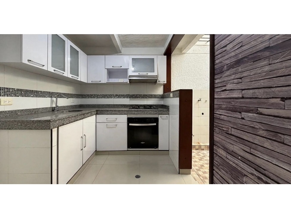 Casa de dos pisos en venta | Bosques de Morelia - Palmira — foto 4