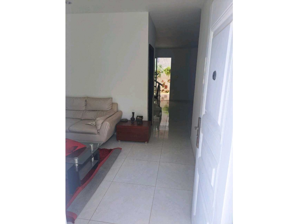 CASA DE DOS PISOS EN VENTA EN LA CASTELLANA MONTERIA — foto 2