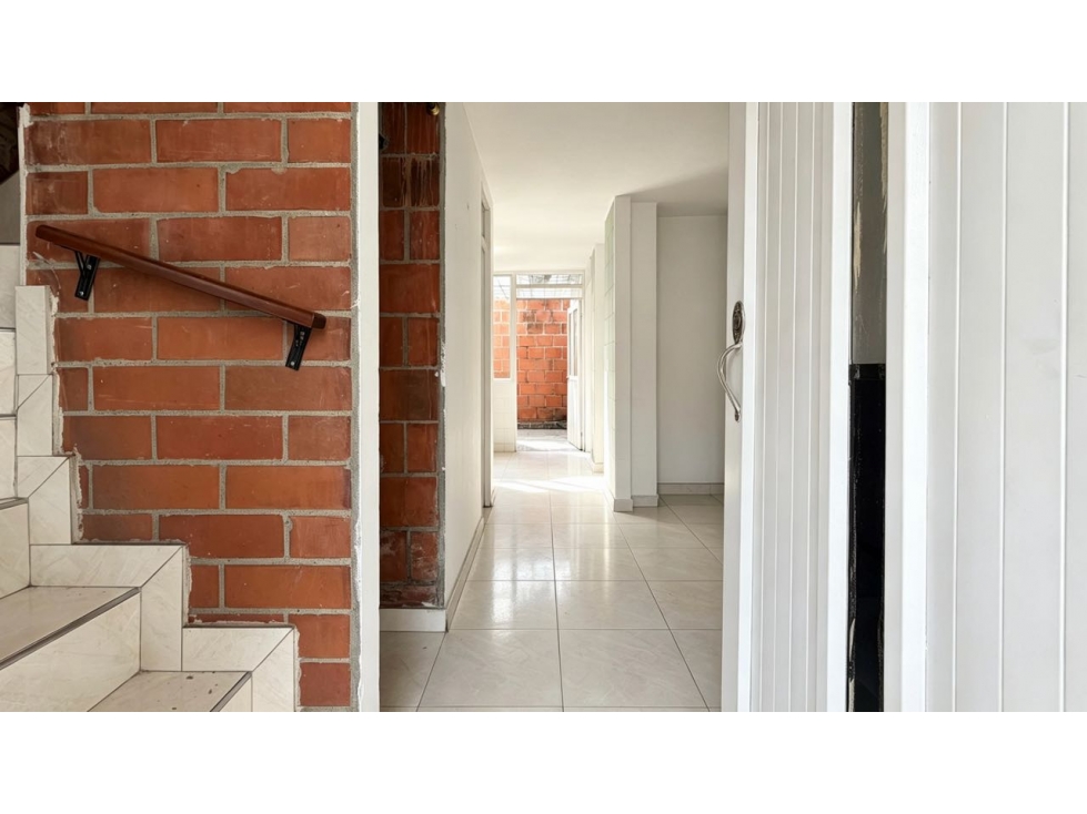 Casa de dos pisos en venta | Guayacanes del Sembrador - Palmira — foto 2