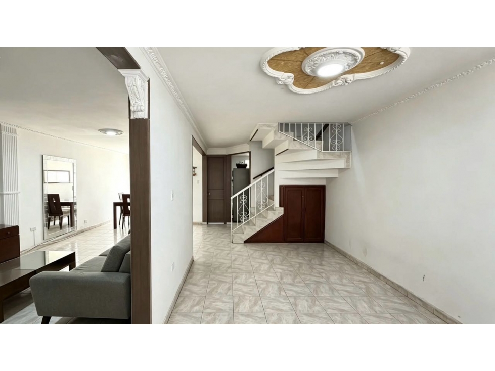 Casa de dos pisos en venta | Quintas de Las Américas - Palmira — foto 2