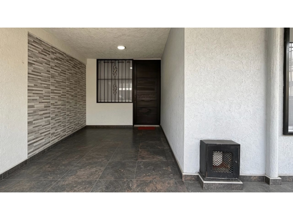 Casa de dos pisos en venta | Reservas de La Italia - Palmira — foto 2
