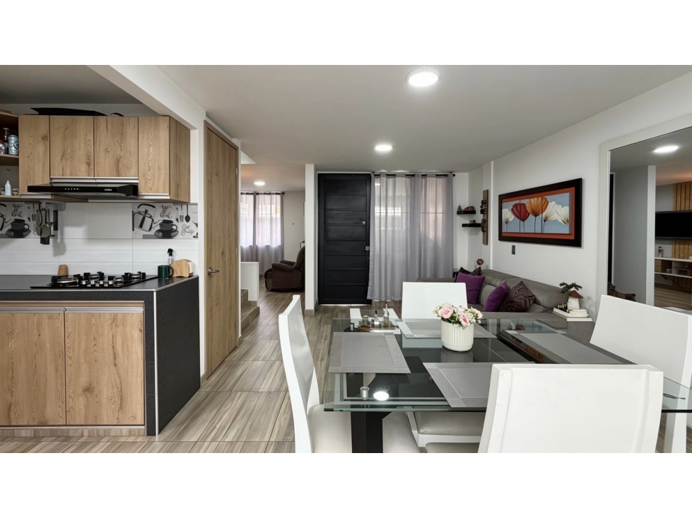 Casa de dos pisos en venta | Reservas de La Italia - Palmira — foto 4