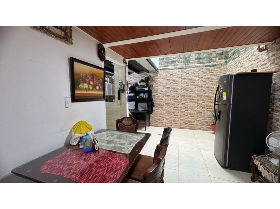 Casa de dos pisos más terraza en venta / permuta Chapinero Sur Palmira - 5