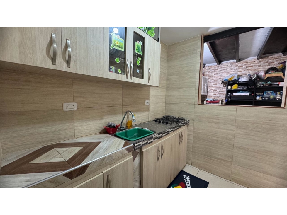 Casa de dos pisos más terraza en venta / permuta Chapinero Sur Palmira - 6