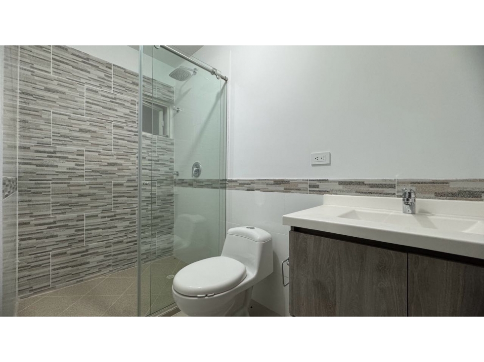 Casa de dos pisos más terraza en venta Barrio Las Mercedes Palmira — foto 5