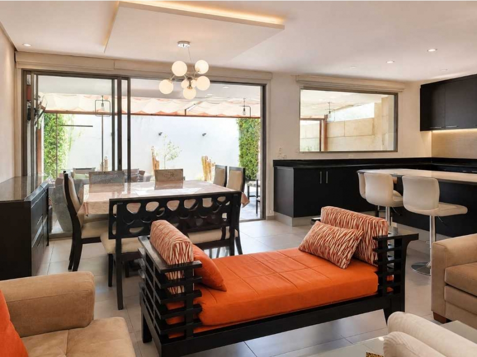 Casa en venta en Intervalles: 3 dormitorios, jardín y dos parqueaderos — foto 4
