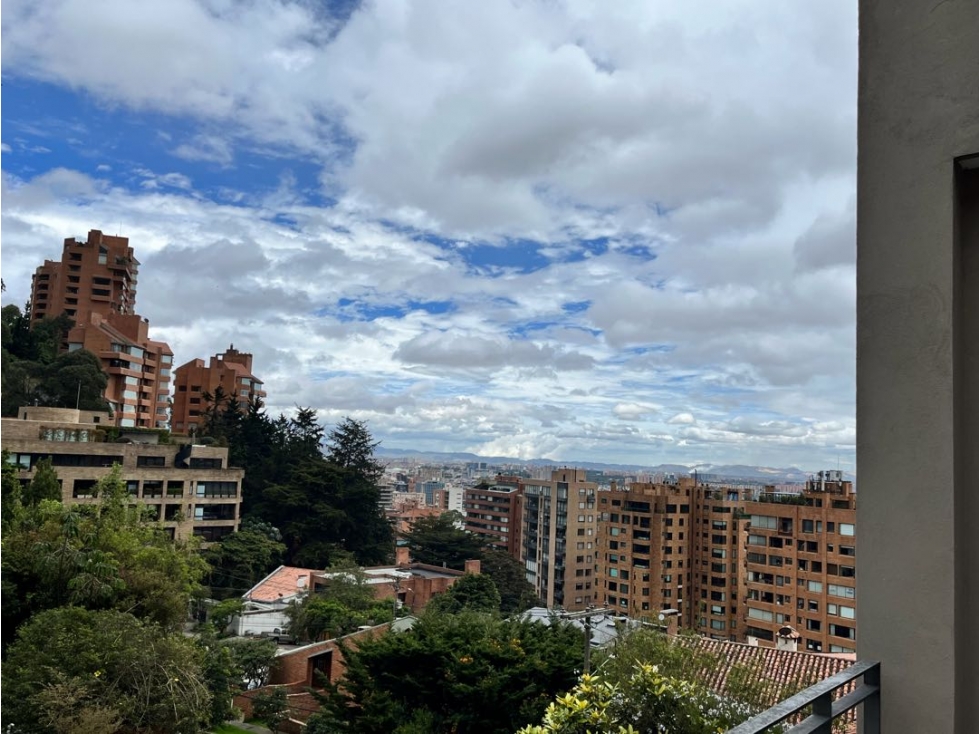 Casa de ensueño en Refugio Alto-1.300m2+terrazas y jardín-6 alc+loft — foto 2