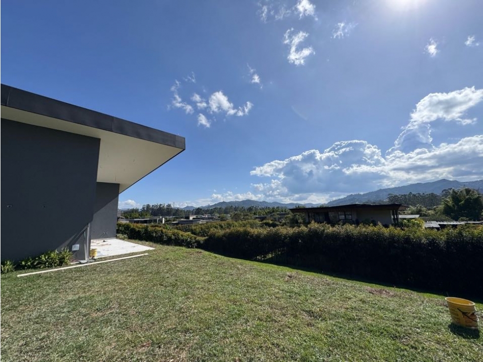 Casa de Ensueño en Venta en la Milla de Oro Llanogrande — foto 4
