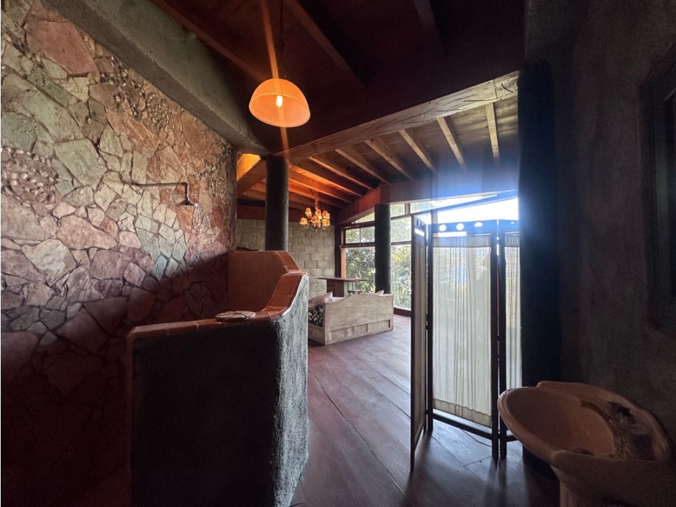 CASA DE ESTILO MEXICANO | VISTA Y ACCESO AL LAGO | AVANDARO — foto 4