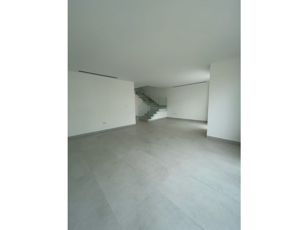 Casa de estreno con piscina - Aires Norte — foto 3