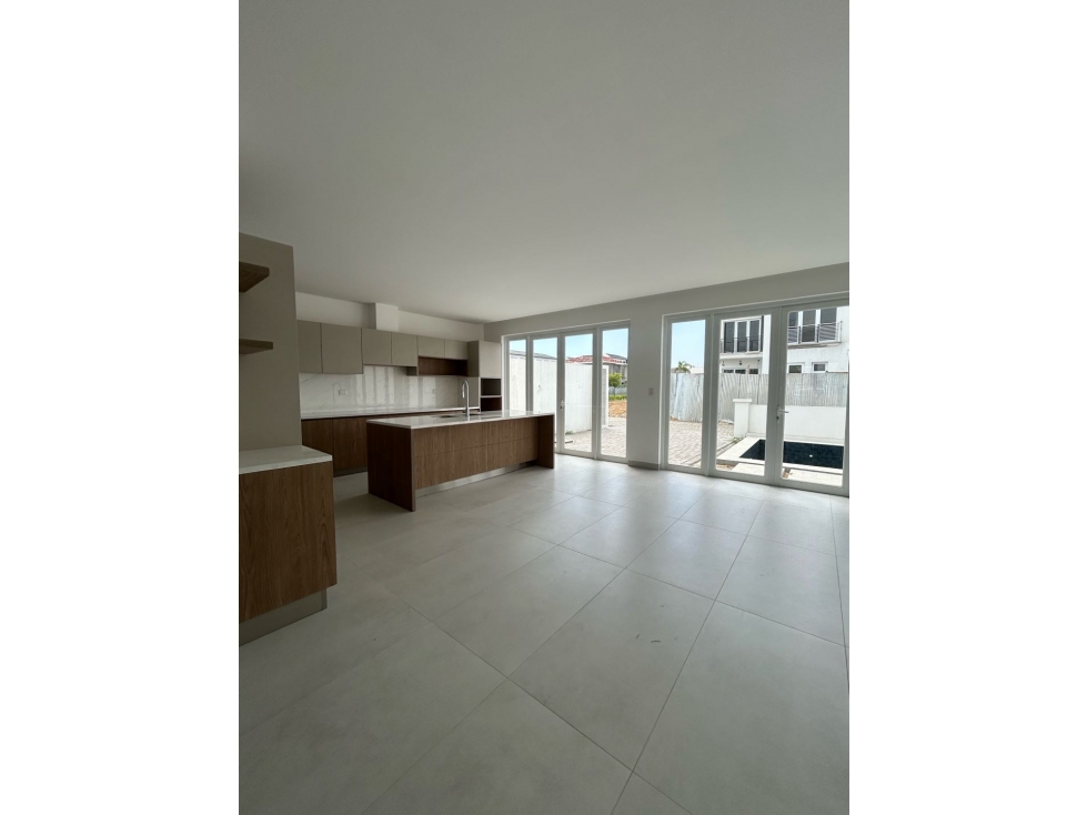 Casa de estreno con piscina - Aires Norte — foto 6