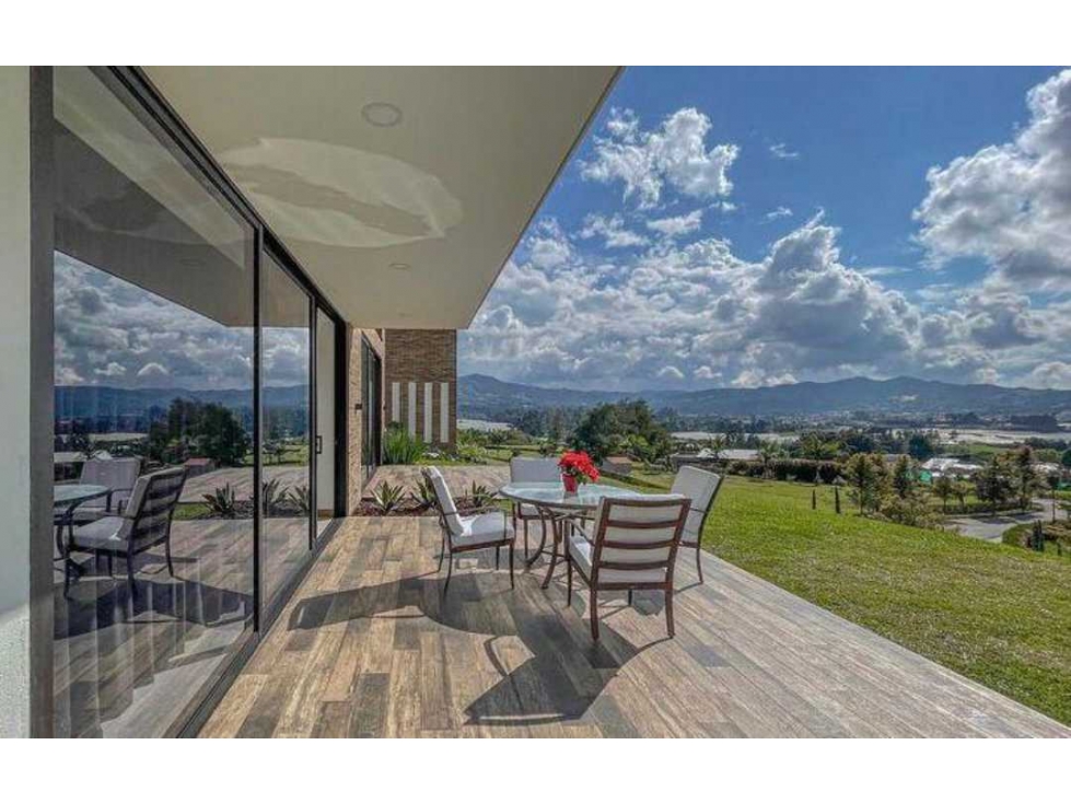 Casa de lujo campestre en la Ceja Antioquia LDC
