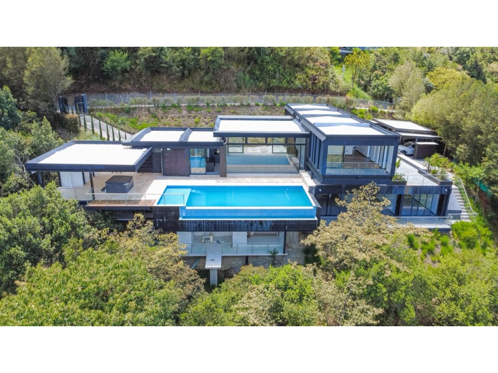 Casa de lujo con amplias zonas verdes Norteamérica- Bello