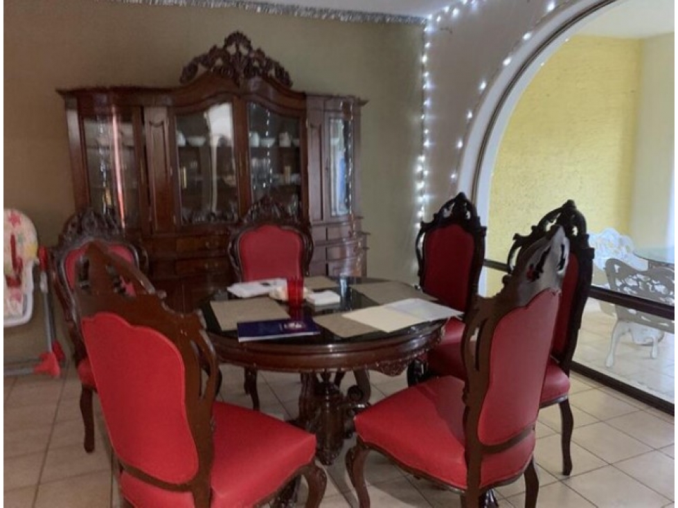 Casa de Lujo en Ciudad Bugambilias, Zapopan | 473m² de Construcción - 2