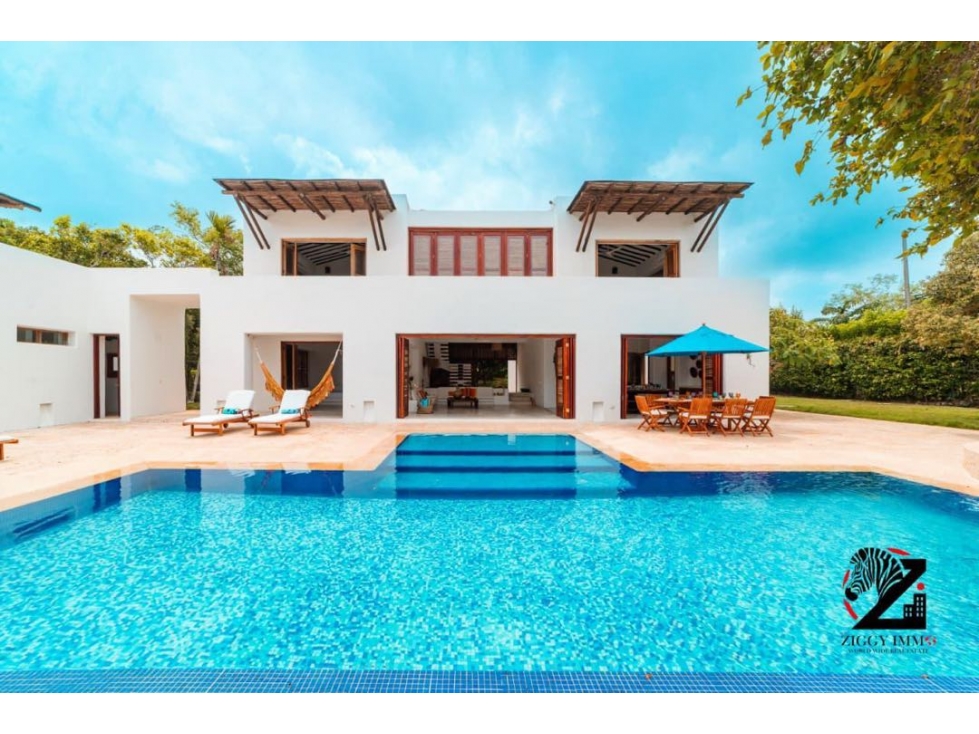 CASA DE LUJO EN LA PLAYA PUNTA CANOA CARTAGENA