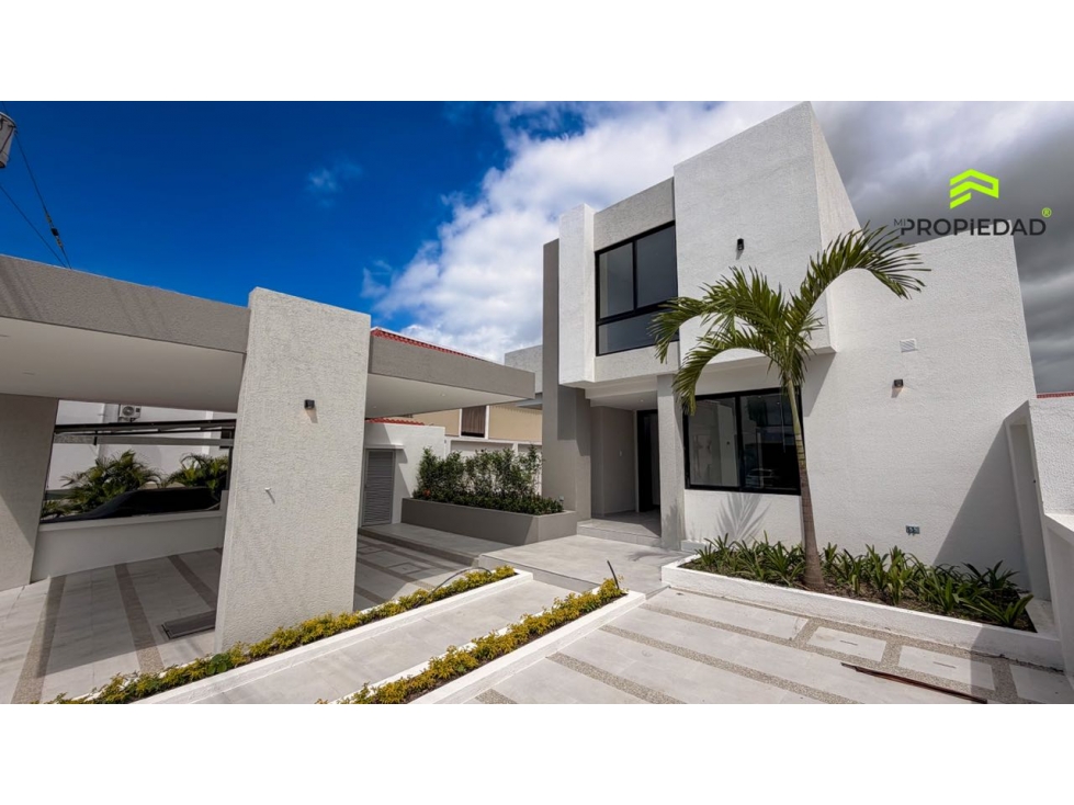 Casa de Lujo en Manta Beach | 4 Hab + Piscina | Ahorro Energético