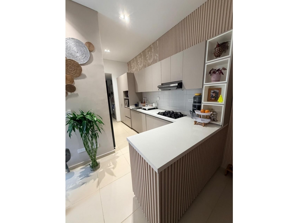 CASA DE LUJO, UN NIVEL EN CONJUNTO CERRADO — foto 4