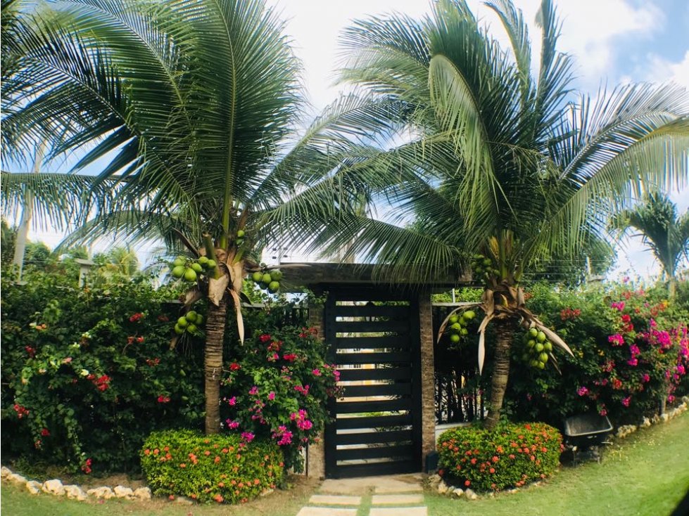 CASA DE PLAYA EN VENTA - 1