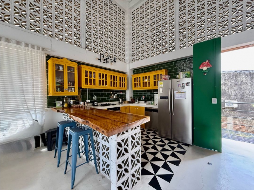 Casa de tres niveles en venta — foto 3