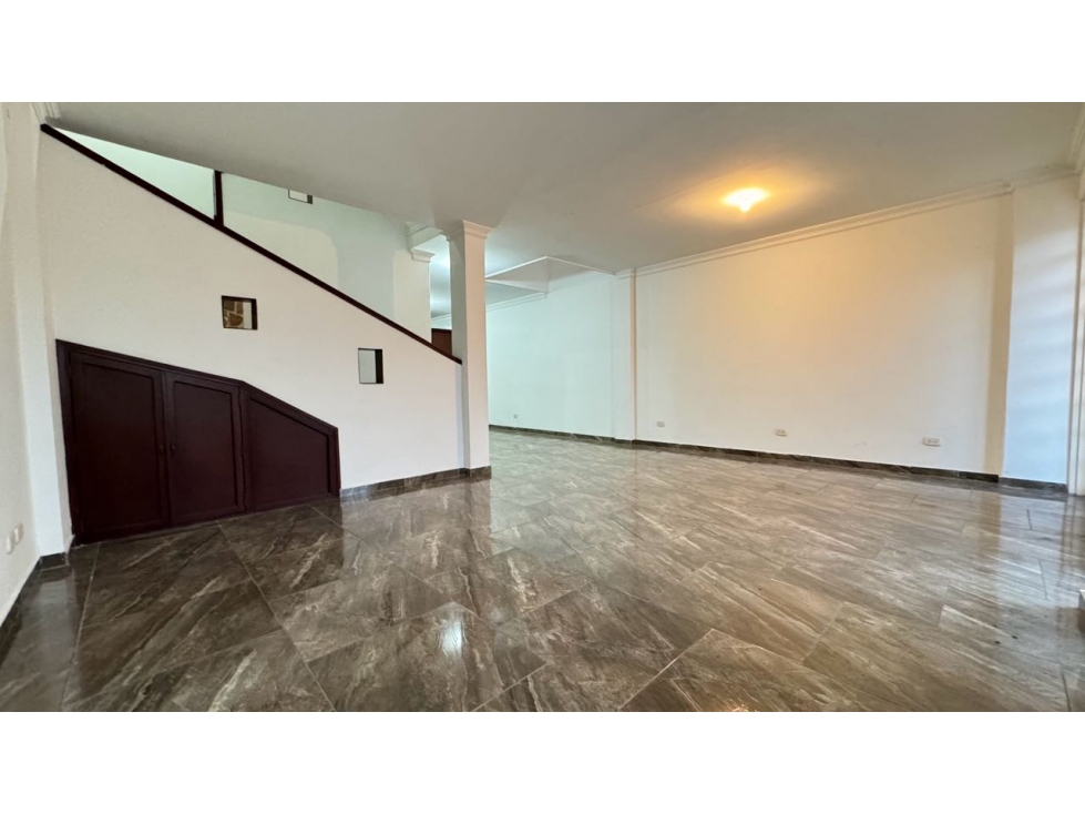 Casa de tres pisos con terraza en venta Barrio Santa Ana Palmira Valle - 2