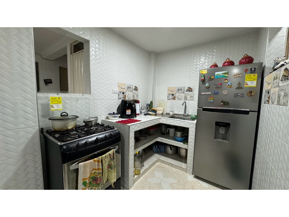 Casa de tres pisos con terraza en venta Barrio Alameda Palmira Valle - 4