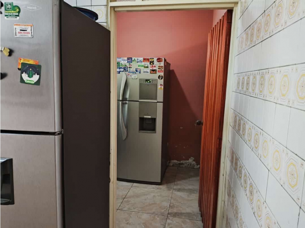 Casa de tres pisos en venta Barrio Las Delicias Cali Valle Colombia — foto 6