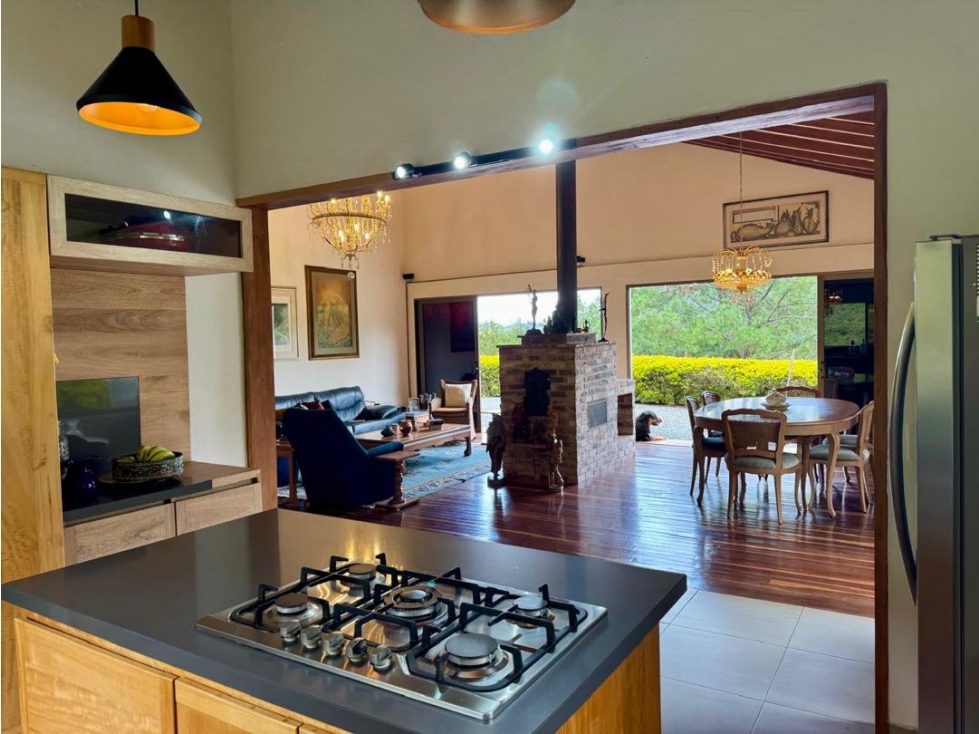 Casa de un nivel El Retiro Pantanillo unidad cerrada — foto 6