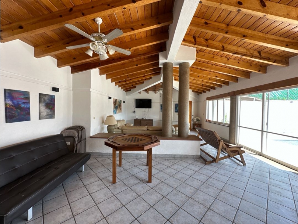Casa de un nivel en Zona Norte de Cuernavaca en venta con alberca priv - 4