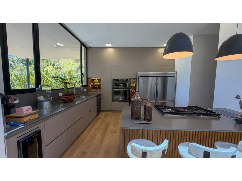 EN VENTA CASA DE UN SOLO NIVEL EN EL ALTO DE LAS PALMAS/ ENVIGADO — foto 4