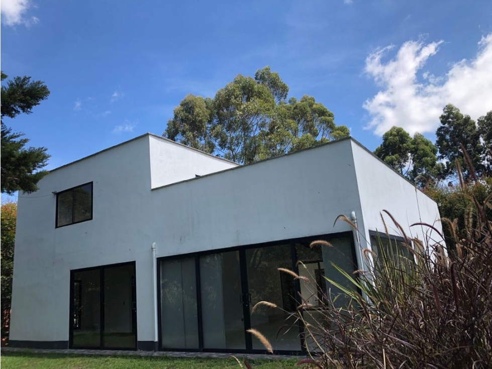 Casa disponible en alquiler vía Marinilla-Rionegro