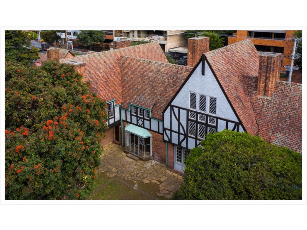 CASA DIVINA DE CONSERVACIÓN PARA USO COMERCIAL EN LA PORCIUNCULA