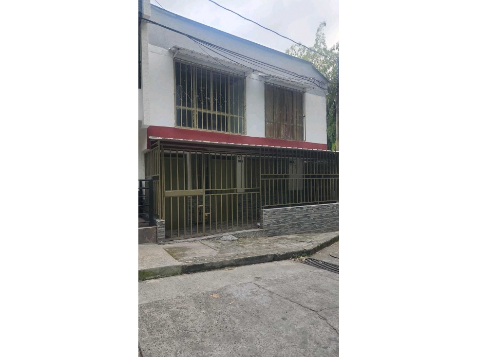 CASA DOBLE EENTA EN EL OCCIDENTE INVIERTE Y RECIBE RENTA ! — foto 4